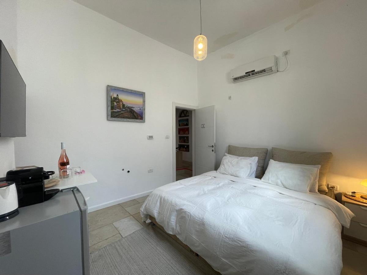 Chateau Akko Appartement Buitenkant foto