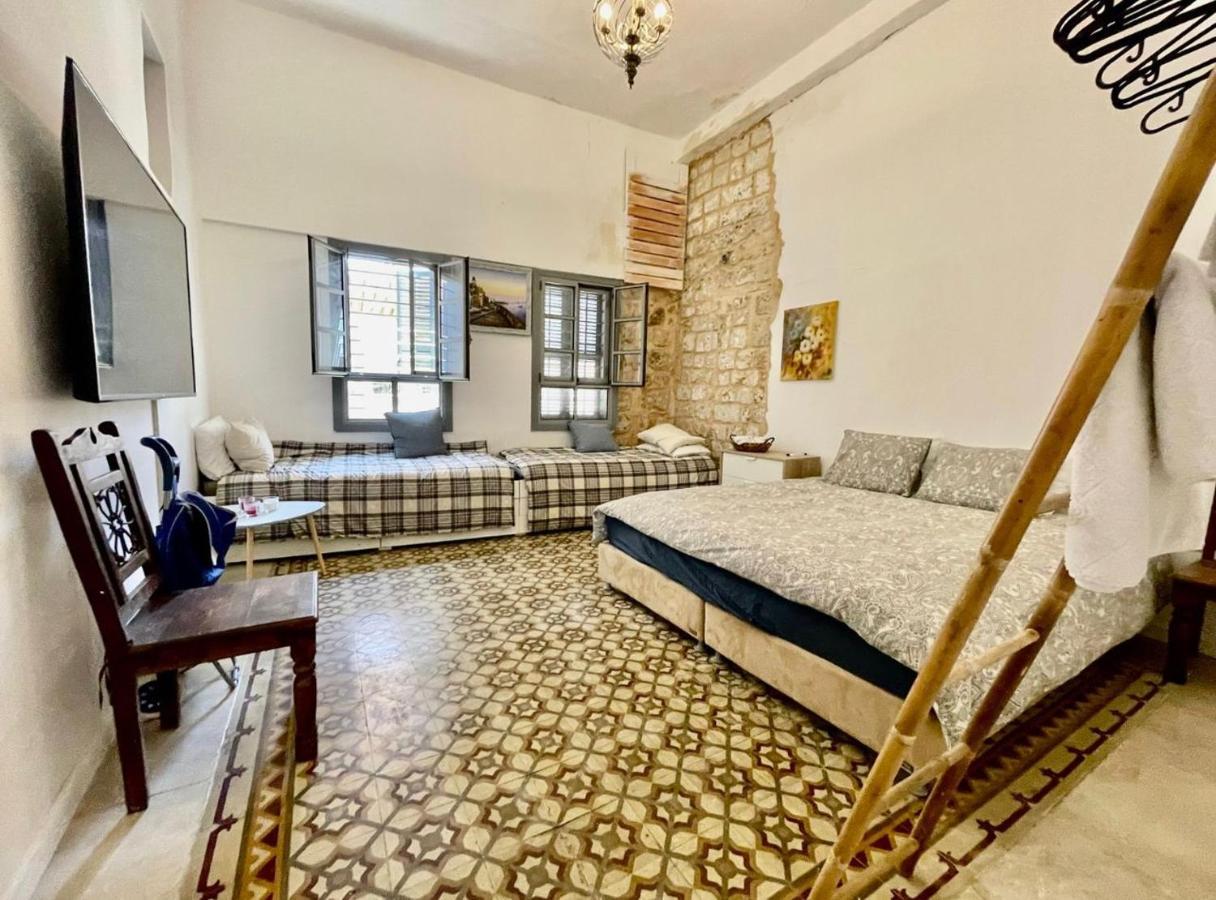 Chateau Akko Appartement Buitenkant foto