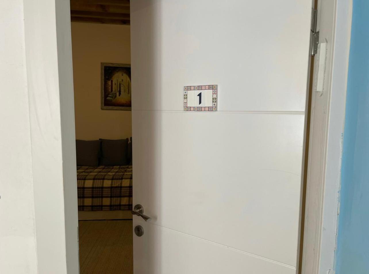 Chateau Akko Appartement Buitenkant foto